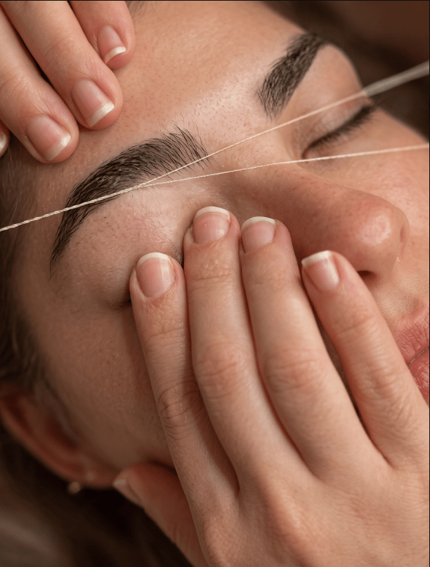 Depilación con hilo - Cejas
